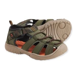 Eddie Bauer Close Toe Edmund Sandals